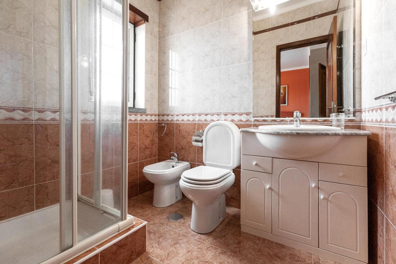 Ocean Breeze Villa Атогиа-да-Балейя Экстерьер фото